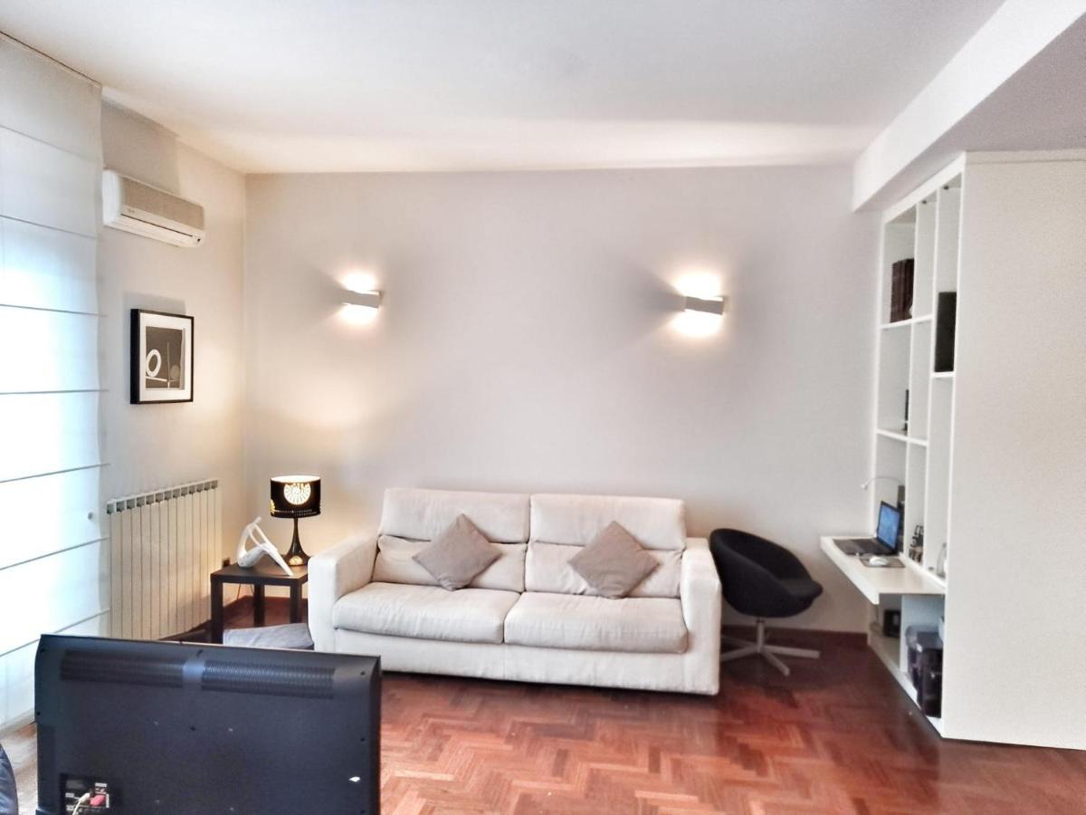 Apartment Lovely Modern Florenz